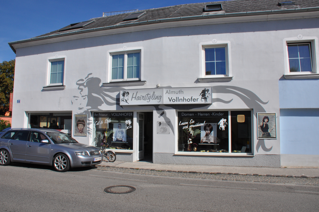 Damen - Herren - Kinder - Friseur Vollnhofer in 2544 Leobersdorf