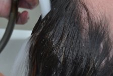 Haare waschen beim Herren 